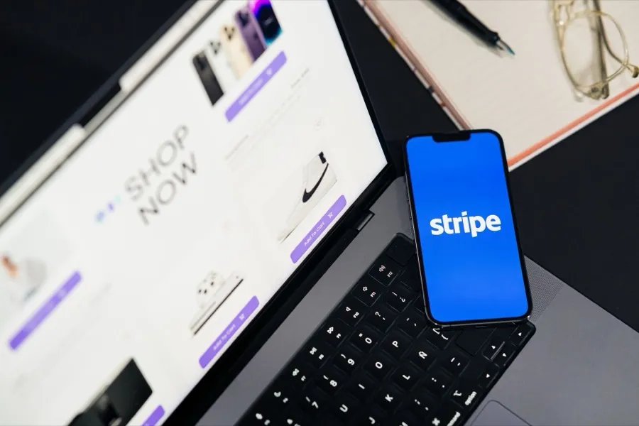 Shopify vs Custom Ecommerce